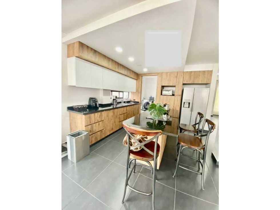 CASA EN VENTA EN LAS MERCEDES ALFAGUARA JAMUNDI