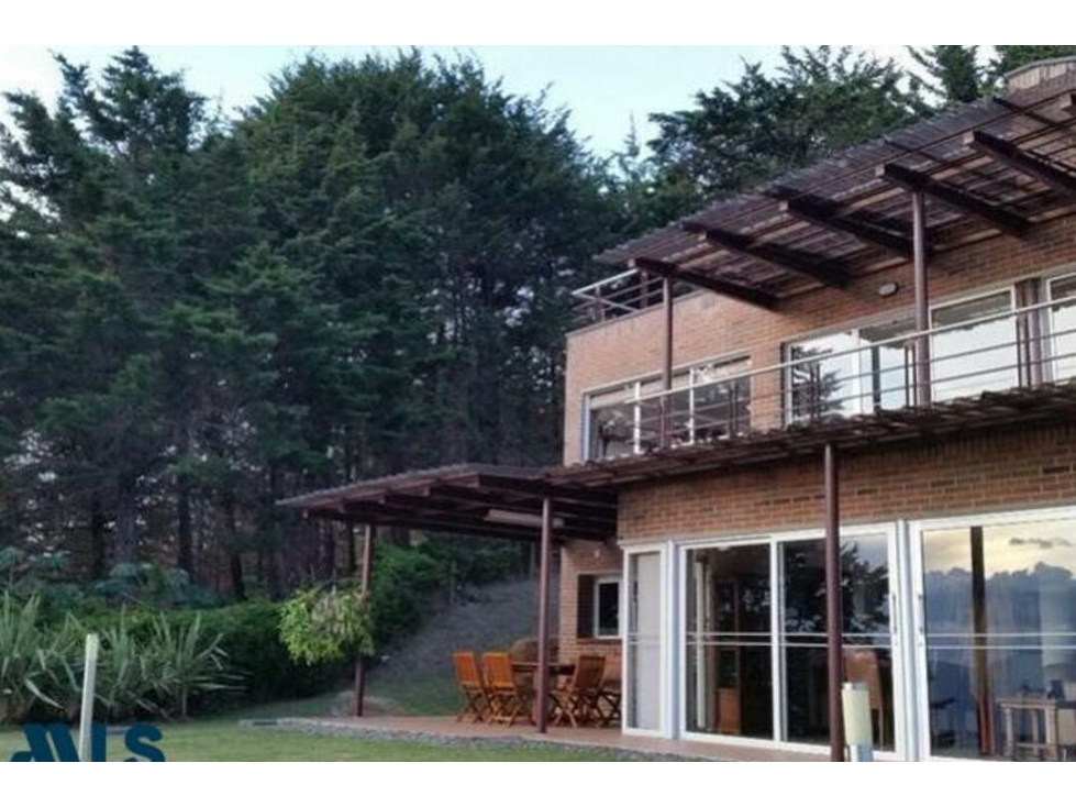 Casa en venta en Las Palmas, Medellín
