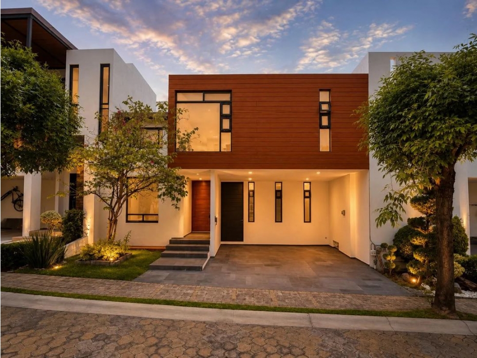 Casa en Venta en Lomas de Angelópolis Parque Durango - 1