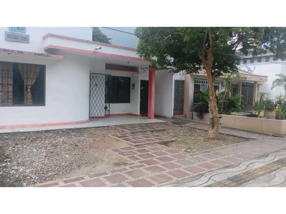 Casa en venta en los laureles