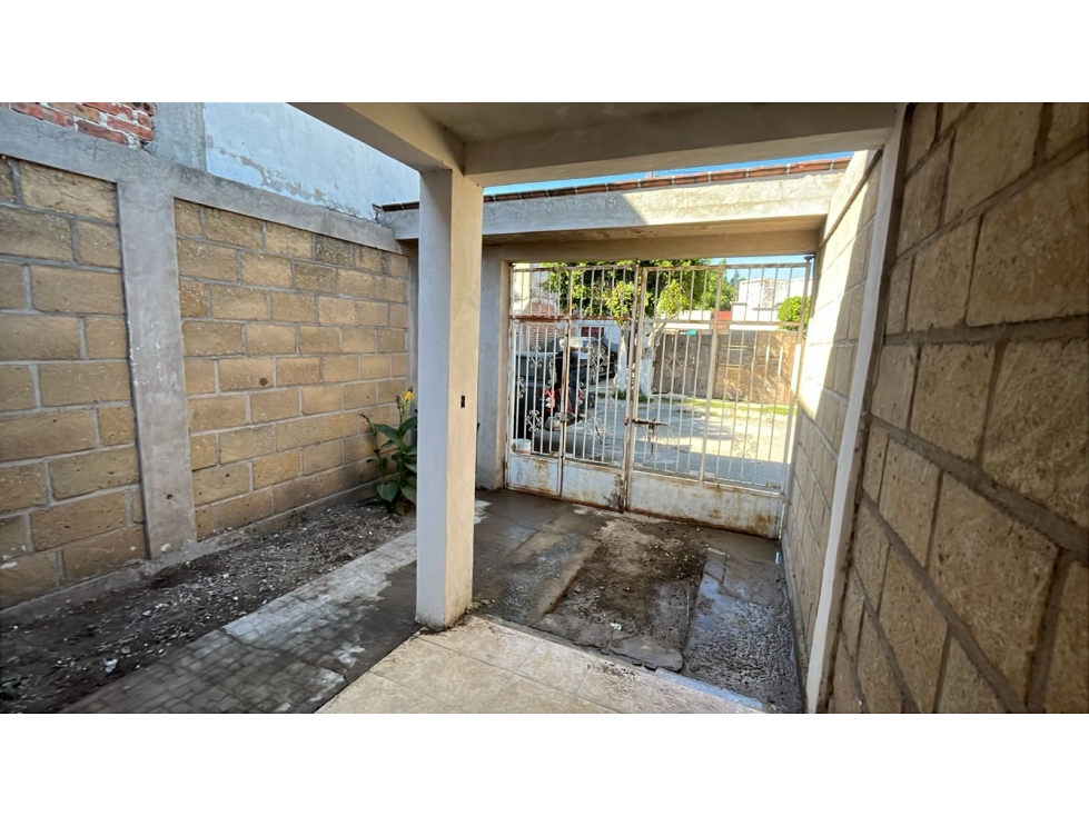 Casa en Venta en Los Mezquites, Celaya | ¡Lista para Habitar! - 2