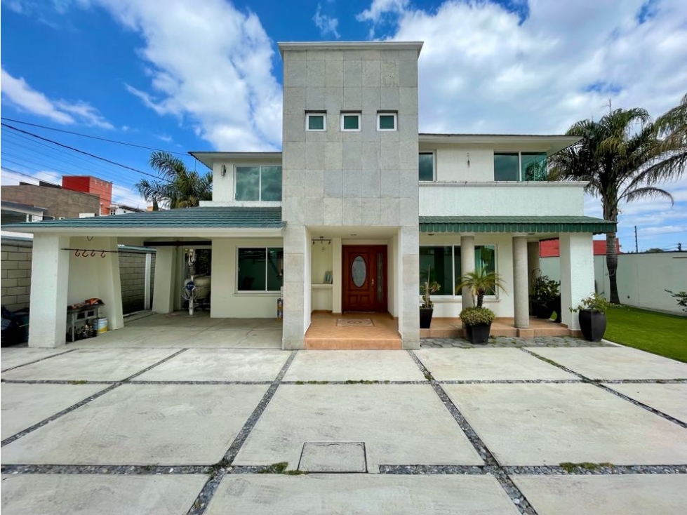 Casa en Venta en Metepec con 500m2 de Terreno por Av Tecnológico
