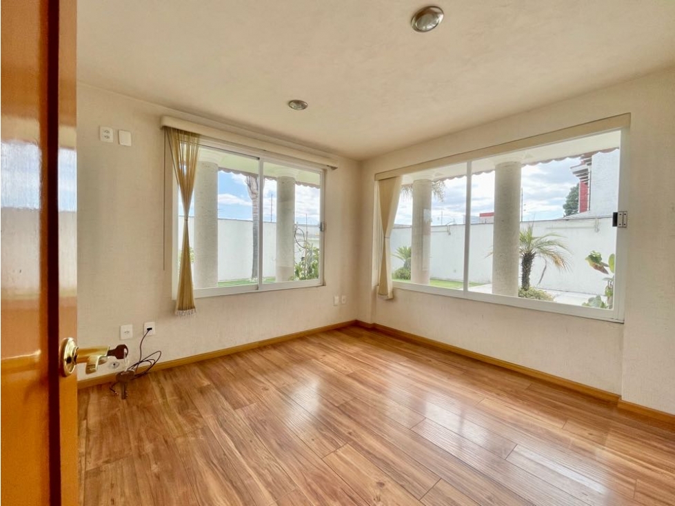 Casa en Venta en Metepec con 500m2 de Terreno por Av Tecnológico — foto 5