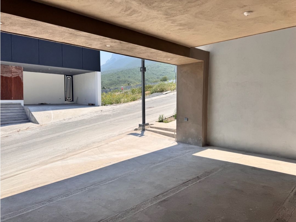 Casa en venta en Monserrat Residencial en García - 2