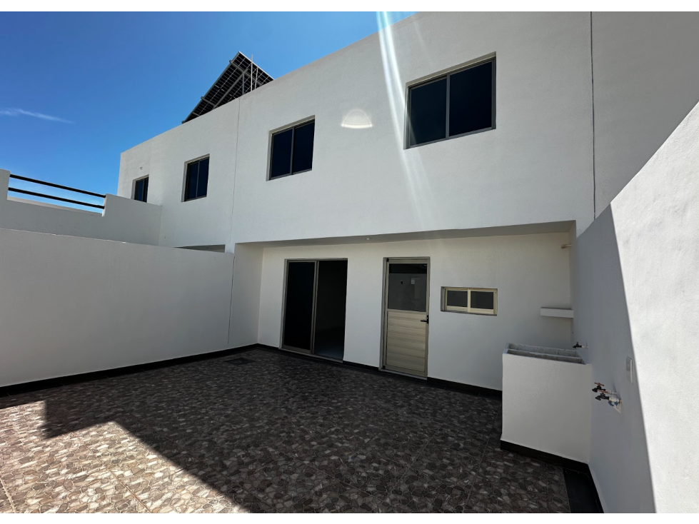 Casa en Venta en Montecarlo, Mazatlán | 3 Recámaras y Alberca — foto 2