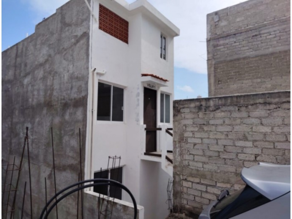 Casa en Venta en Mozimba, Acapulco: Excelente Oportunidad de Inversión - 1