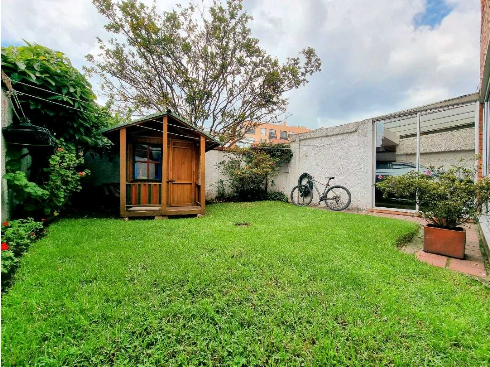 CASA EN VENTA EN NIZA, BOGOTA