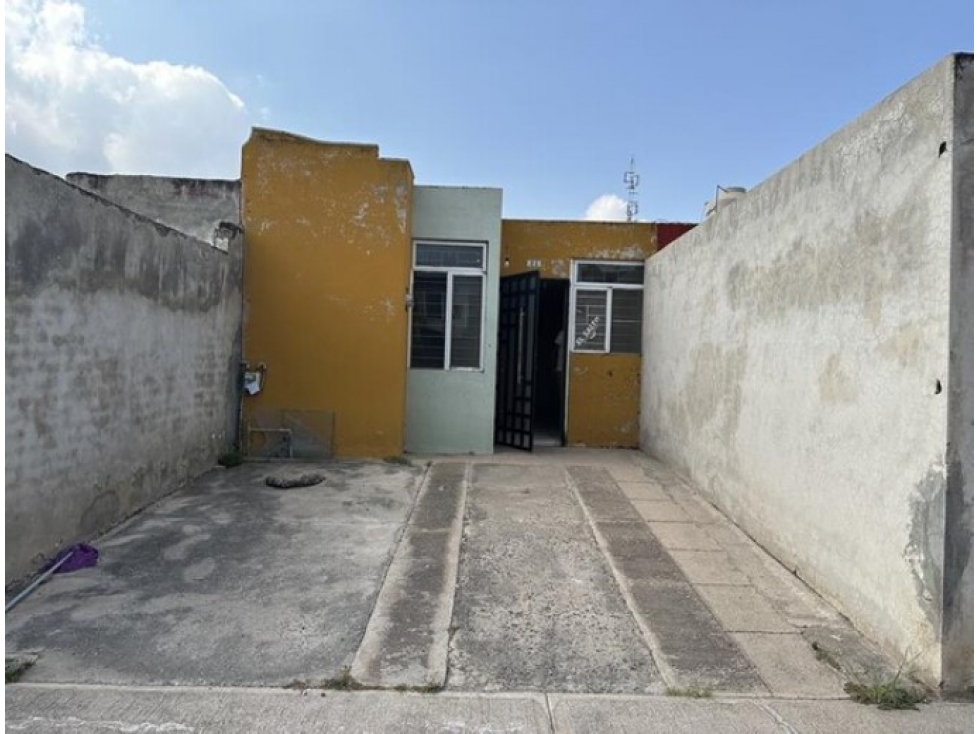 Casa en Venta en Parques del Castillo, El Salto | ¡Lista para Habitar!