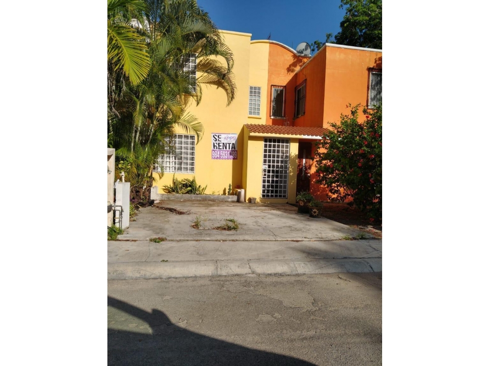 Casa en venta en Playa del Carmen a 800 m de la playa Xcalacoco - 1