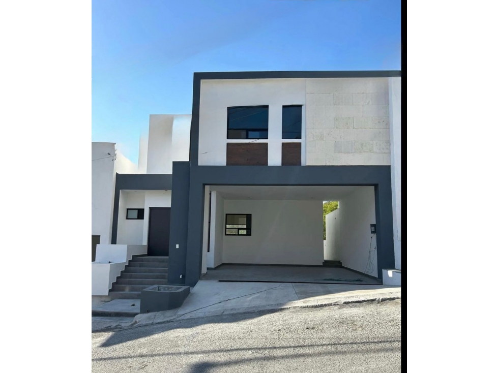 Casa en venta en Prados de la Silla en Monterrey