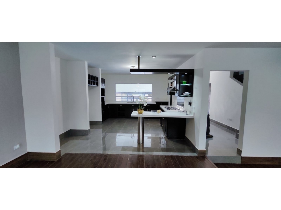 Casa en venta en Prados de la Sierra Recién Remodelada en Monterrey — foto 3