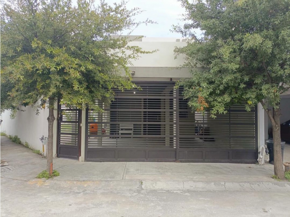 CASA EN VENTA EN PRIVADAS DE SANTA ROSA APODACA EN ESQUINA Y EXCEDENTE