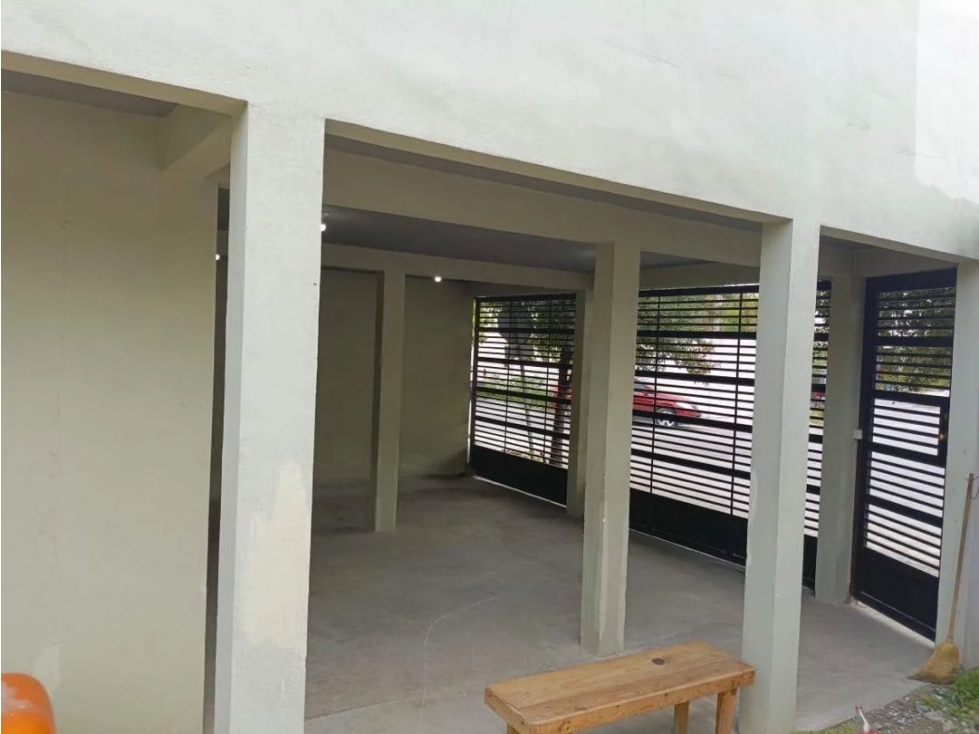 CASA EN VENTA EN PRIVADAS DE SANTA ROSA APODACA EN ESQUINA Y EXCEDENTE — foto 4