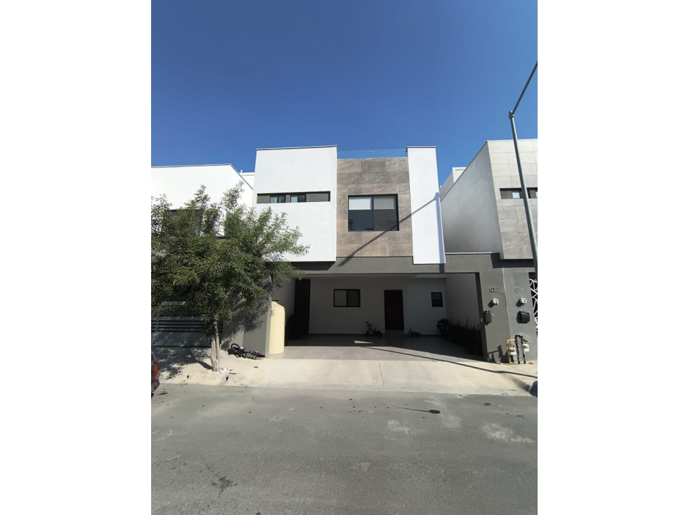Casa en venta en Privalia Cumbres en García