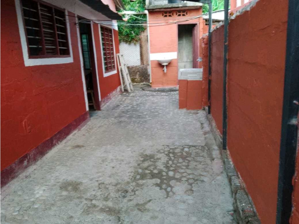 CASA EN VENTA EN PUERTO ESCONDIDO - 4
