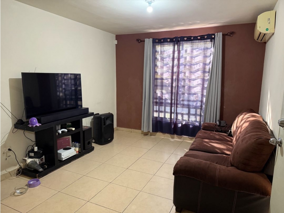 CASA EN VENTA EN RESIDENCIAL CAPELLANIA APODACA SEMIEQUIPADA — foto 4