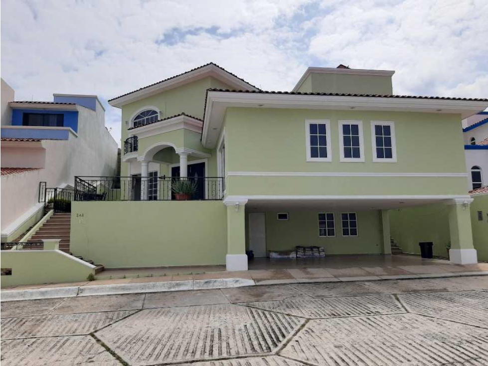 Casa en venta en Residencial los Tucanes, Tuxtla Gutiérrez - 1