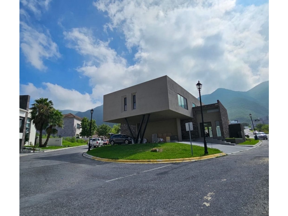 Casa en Venta en Herradura Residencial en Monterrey — foto 2