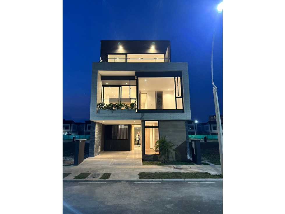 Casa en venta en Rionegro sector Barro Blanco