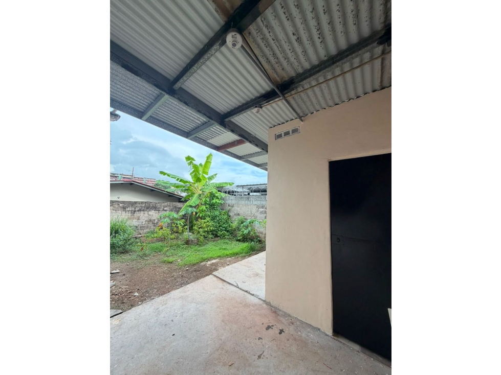 CASA EN VENTA EN SAN ANTONIO!