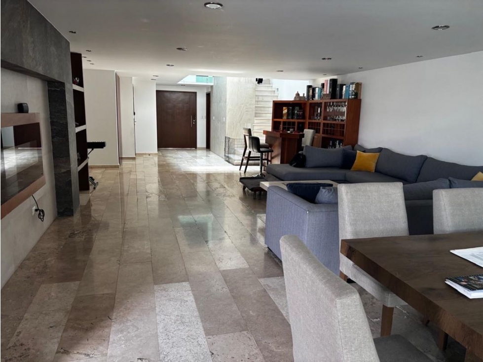 Casa en venta en San Martinito de 4 recámaras y jardín! — foto 6