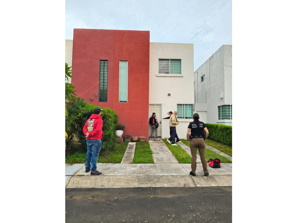 Casa en Venta en San Miguel Residencial, Tlajomulco - ¡Lista para habi