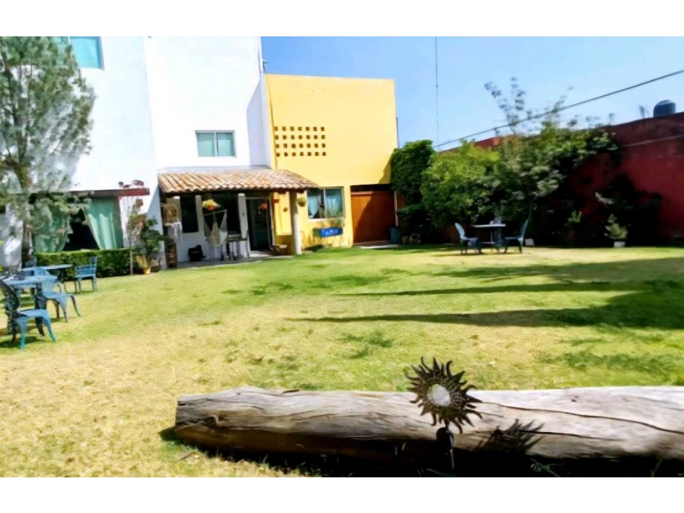 Casa en Venta en Fraccionamiento el campanario, Santiago Momoxpan - 2