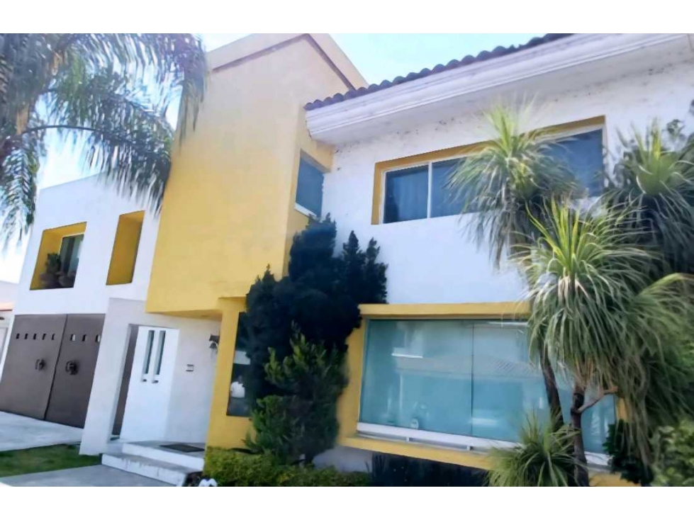 Casa en Venta en Fraccionamiento el campanario, Santiago Momoxpan - 3