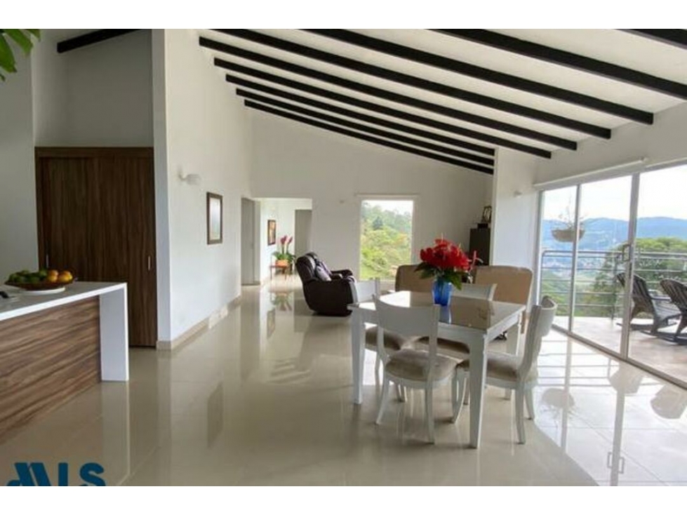 Casa en venta en Sector Variante a Caldas, La Estrella
