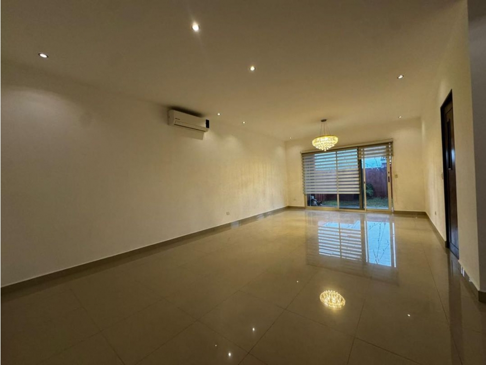 Casa en venta en Sierra Alta Privada Azulejos — foto 5