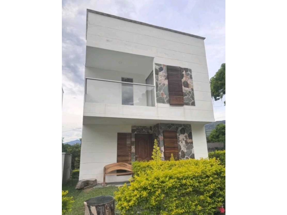 CASA EN VENTA EN SOPETRAN ANTIOQUIA