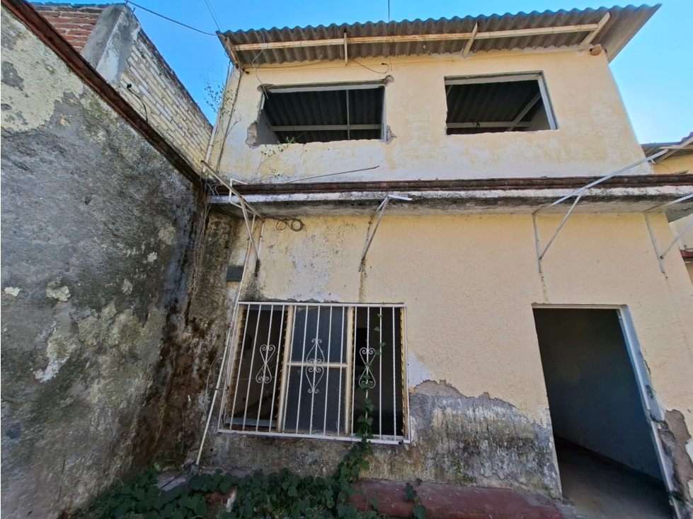 Casa en Venta en Temixco, Morelos - 5 Recámaras - Gran Oportunidad - 1