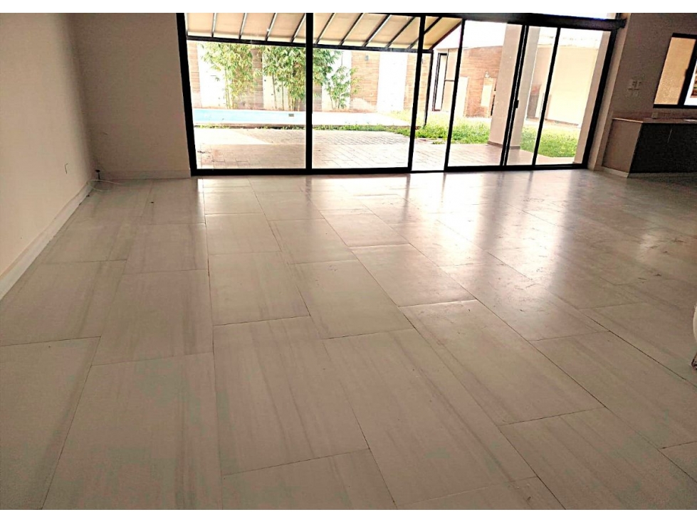 Casa en Venta en Tixcuytún, Mérida | 2,257 m² Terreno — foto 2