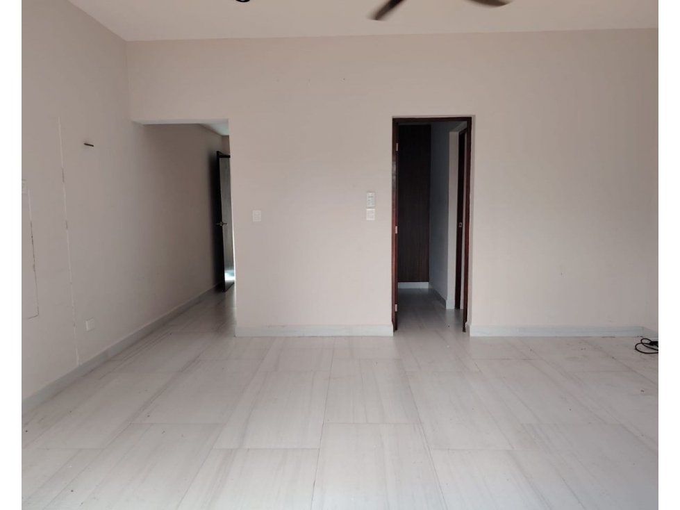 Casa en Venta en Tixcuytún, Mérida | 2,257 m² Terreno — foto 4