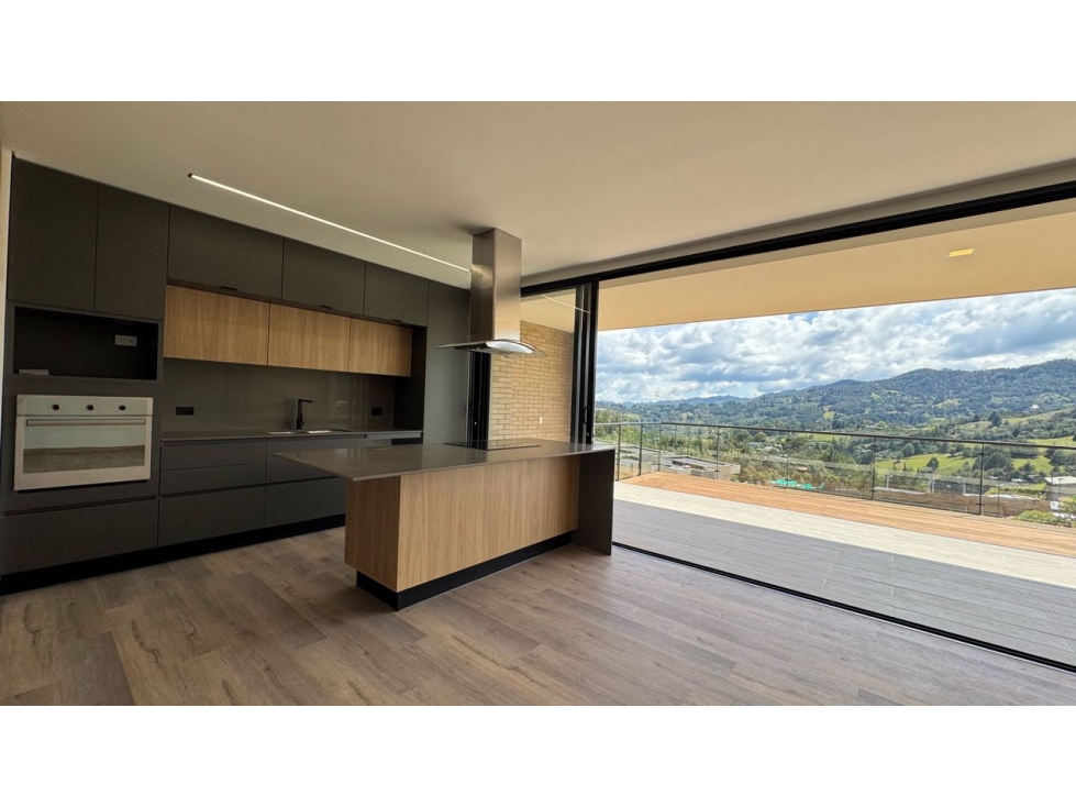 Casa en venta en unidad cerrada en Sajonia sector túnel de oriente — foto 2