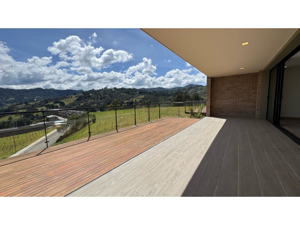 Casa en venta en unidad cerrada en Sajonia sector túnel de oriente — foto 3