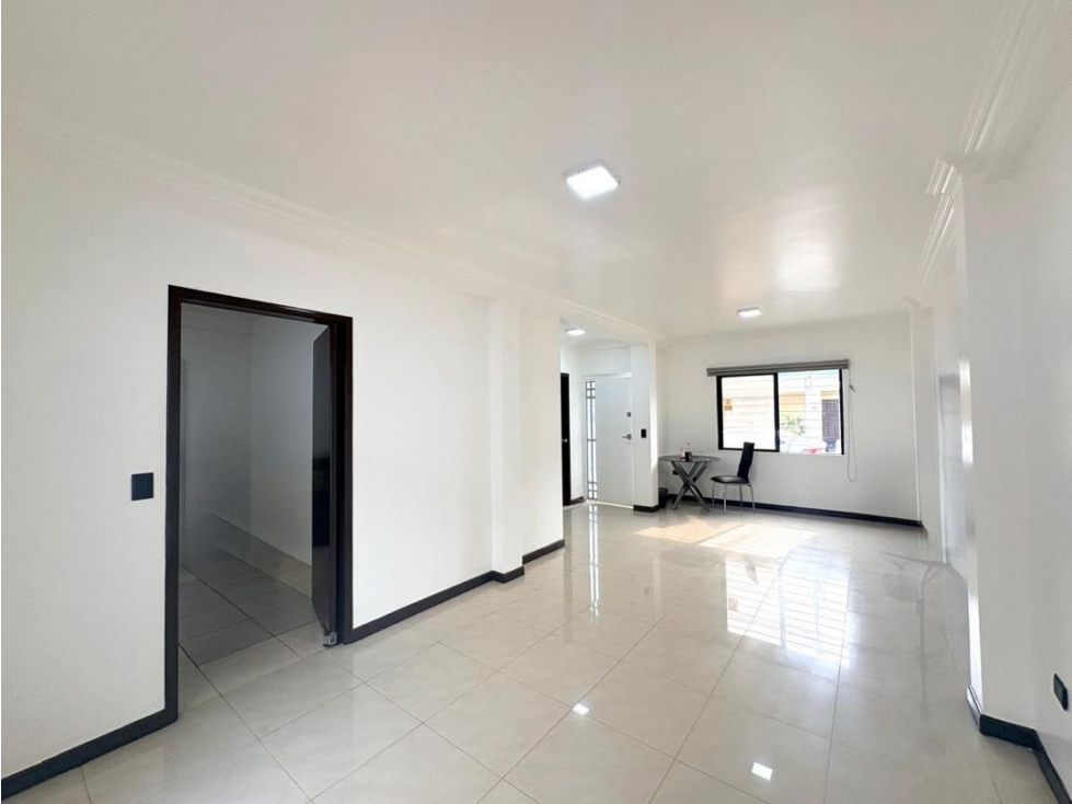 C.01 Casa en Venta en Urb. Villa Club Etapa Floral vía a la Aurora — foto 2