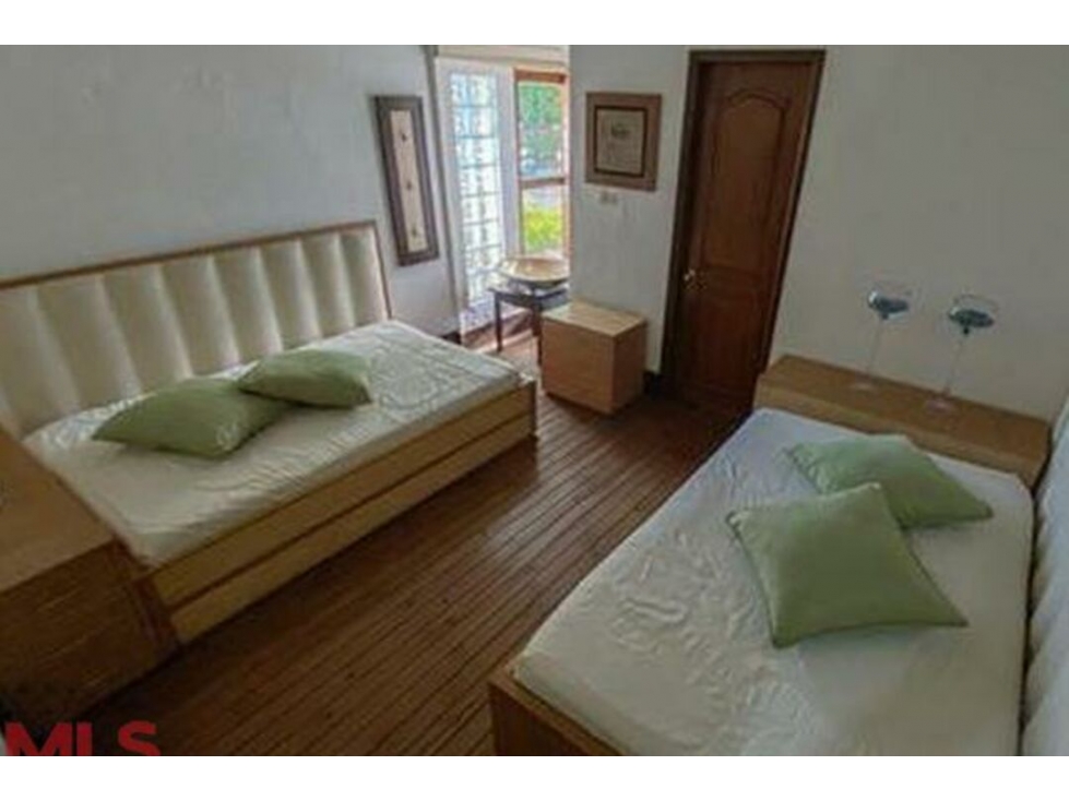 Casa en venta en V. Cabeceras, Rionegro — foto 3