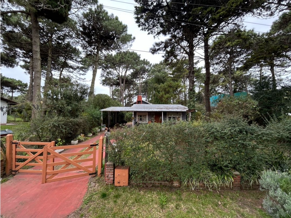 CASA EN VENTA EN VALERIA DEL MAR - PERMUTA POR DEPTO EN AVELLANEDA — foto 2