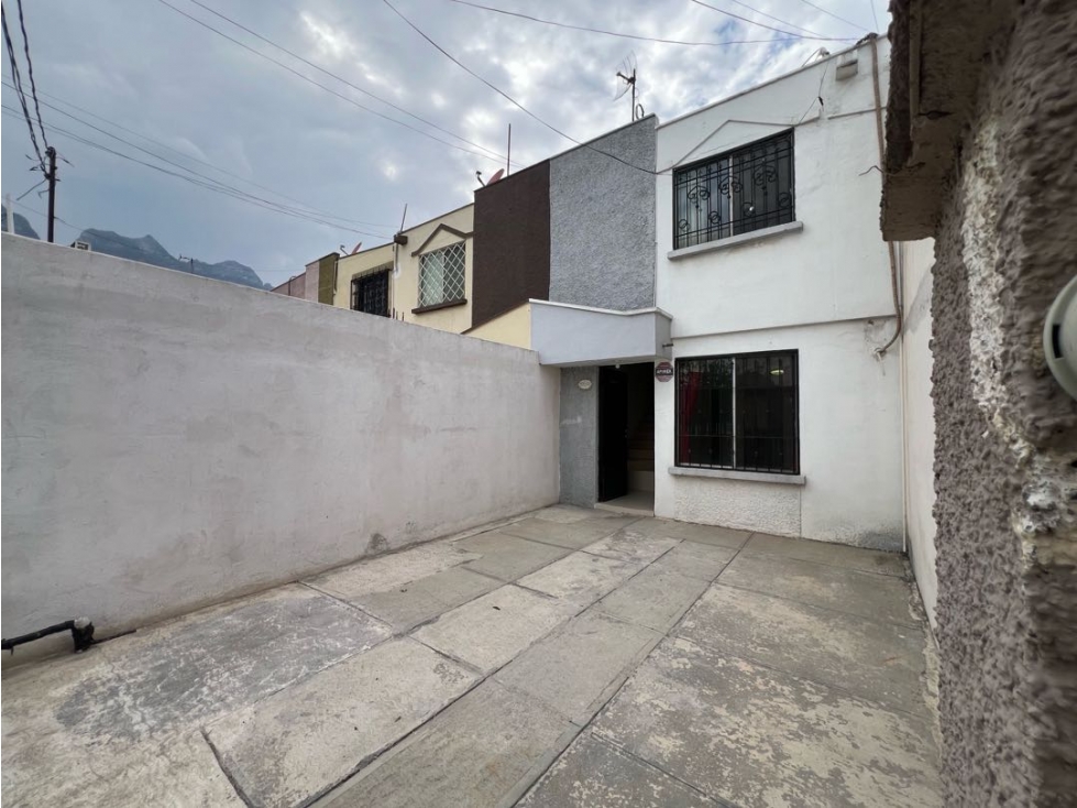 CASA EN VENTA EN VALLE DE LAS CUMBRES MONTERREY — foto 2