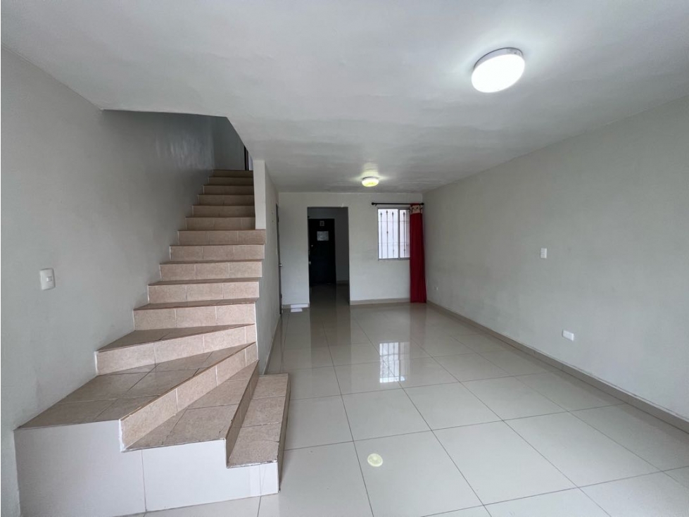 CASA EN VENTA EN VALLE DE LAS CUMBRES MONTERREY — foto 4