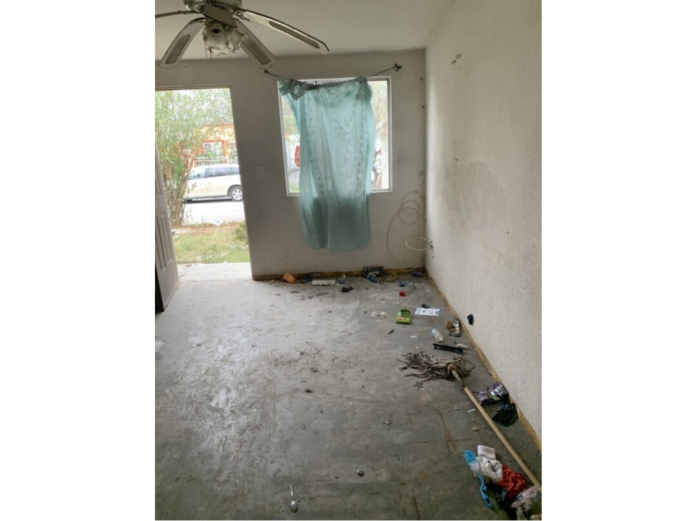 Casa en Venta en Valle del Roble, Cadereyta Lista para Habitar — foto 4
