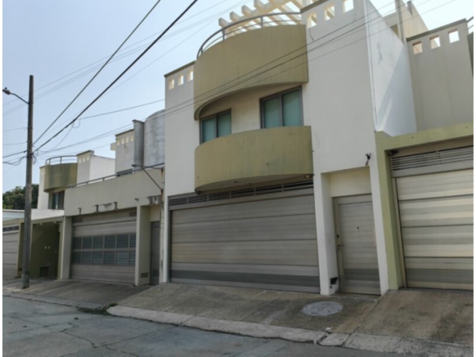 Casa en Venta en Vistalmar, Coatzacoalcos - Oportunidad de Inversión - 2