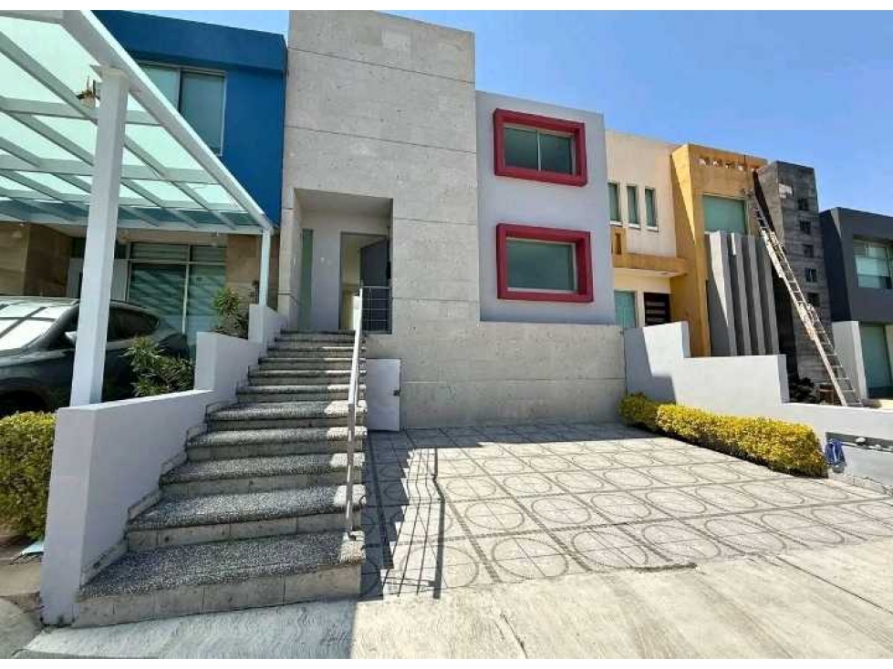 CASA EN VENTA EN VISTAS ALTOZANO MORELIA