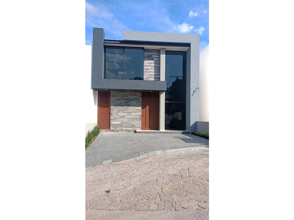 CASA EN VENTA EN VISTAS ALTOZANO NUEVA