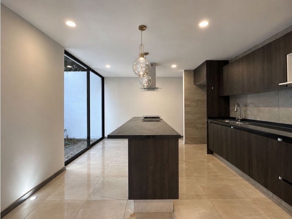 Casa en venta en Fracc. Camino de Santiago en La Carcaña Cholula! — foto 5