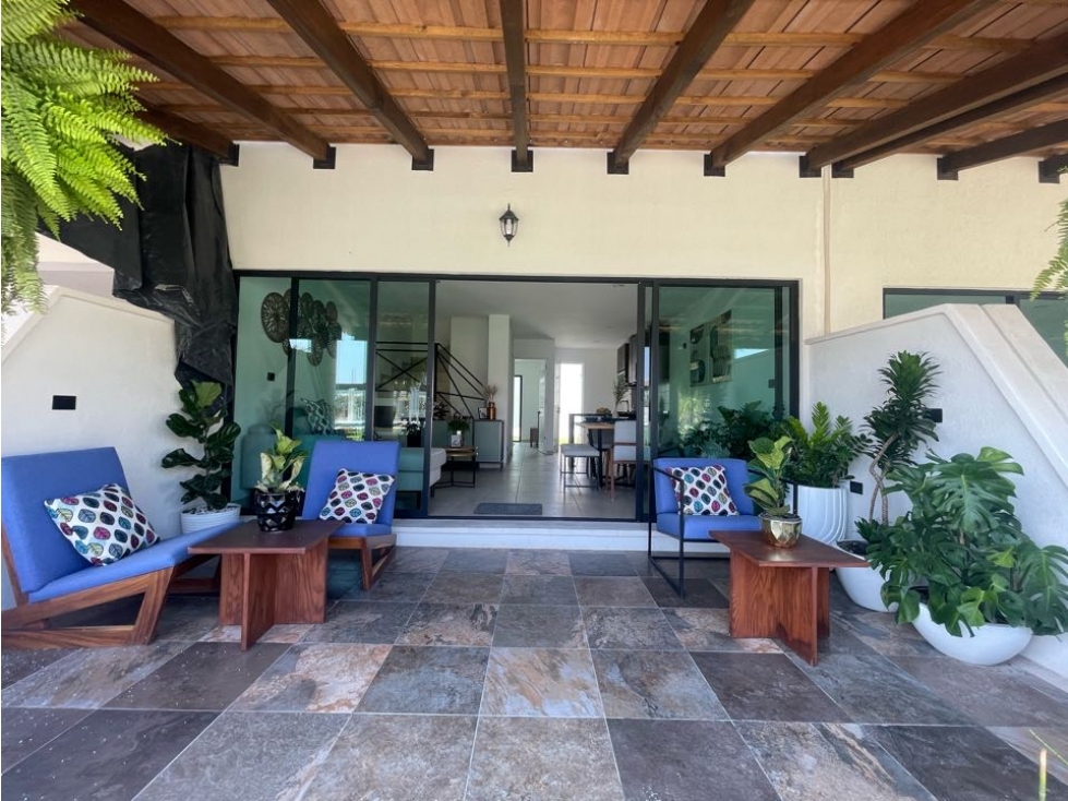 CASA EN VENTA EN ZONA RESIDENCIAL SANTA FE MORELOS SOLO 30 CASAS - 1
