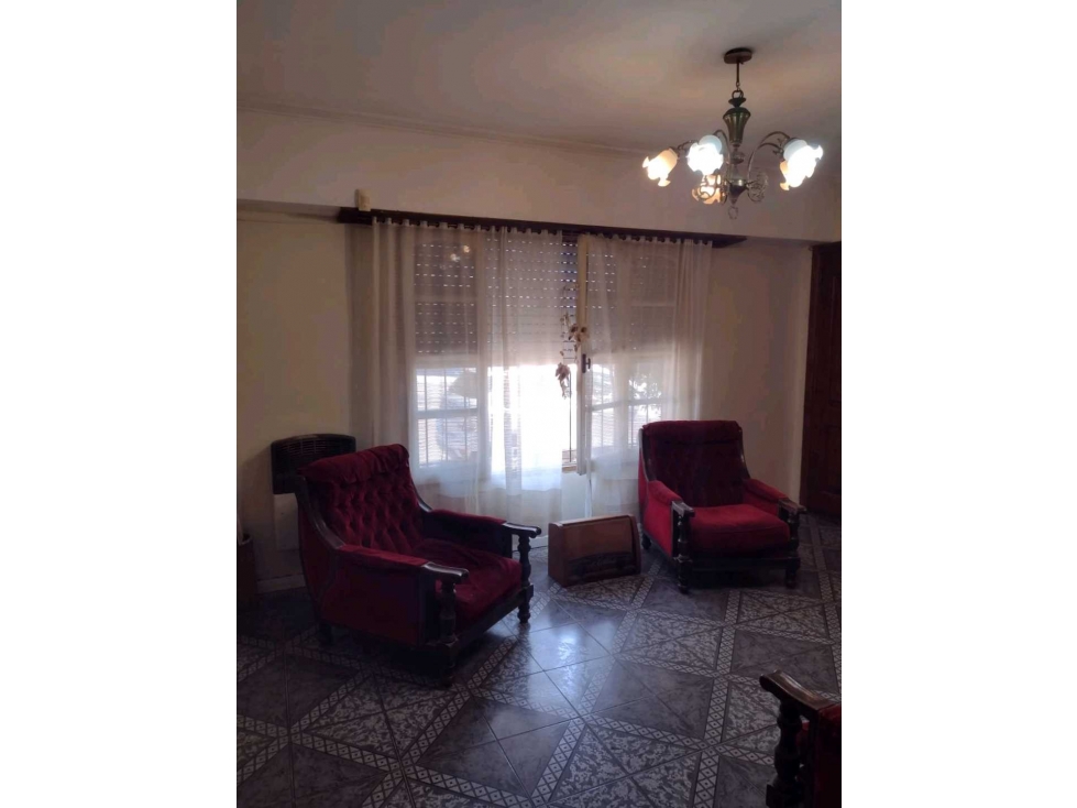 Casa en venta en 3 dormitorios, Calle Libertad.Tandil — foto 2