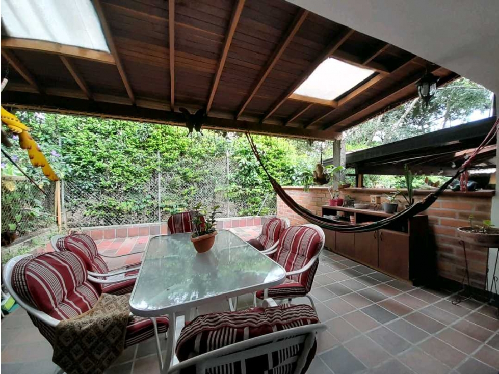 CASA EN VENTA ENVIGADO LAS BRUJAS