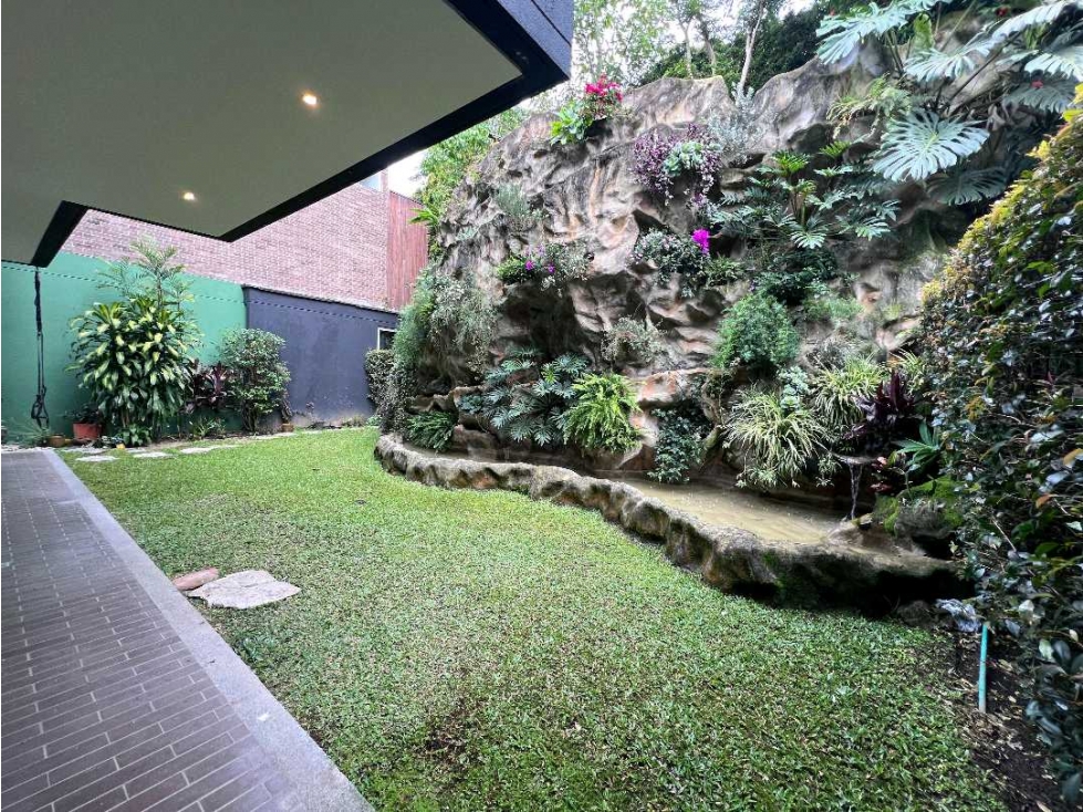 Casa en venta Envigado; Loma El Atravesado